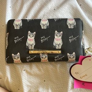 Betsey Johnson cat clutch new in box with tags